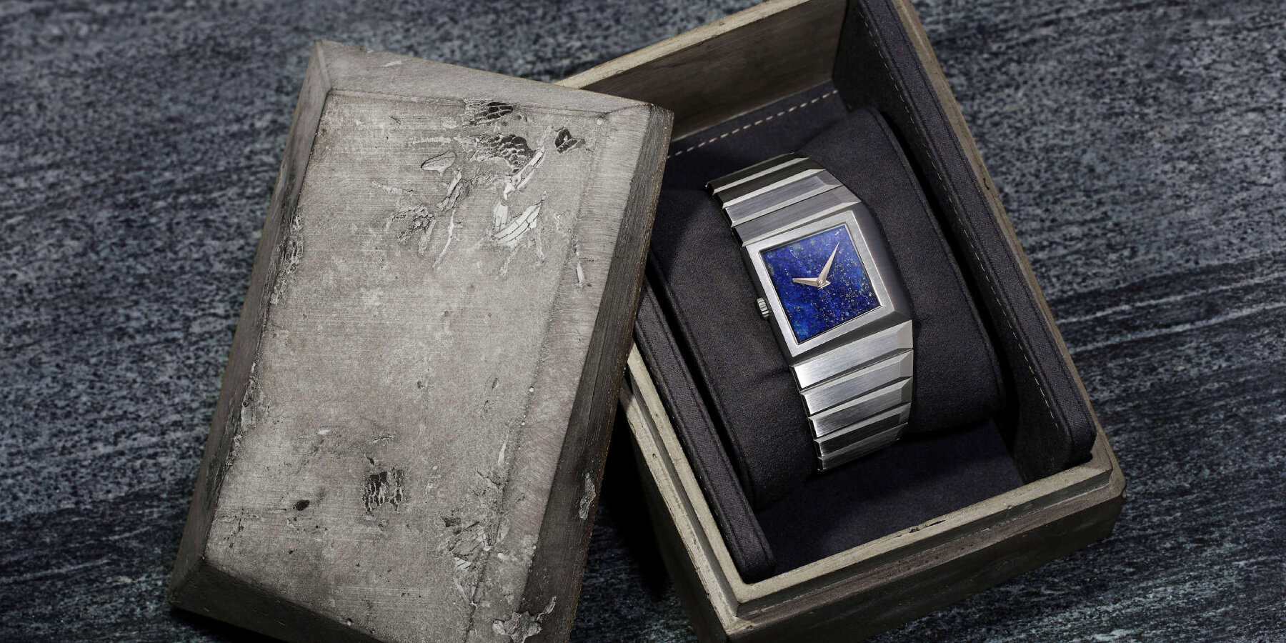 toledano-&-chan-meteorite-b_1m-timepiece-timeforart-phillips-watches-swiss-institute-designboom-ban
